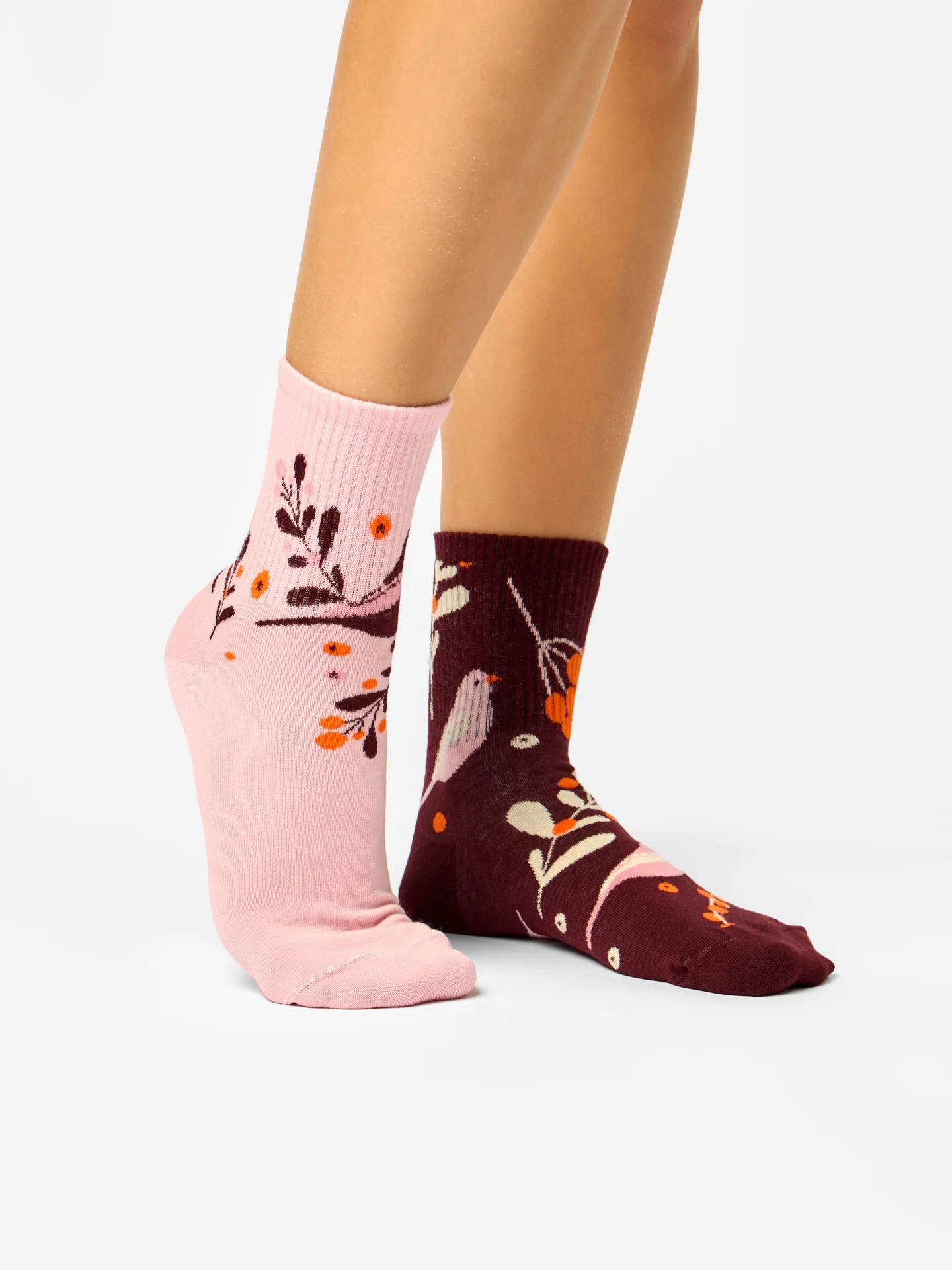 Lustige Crewsocken Vögel und Beeren - Image 3