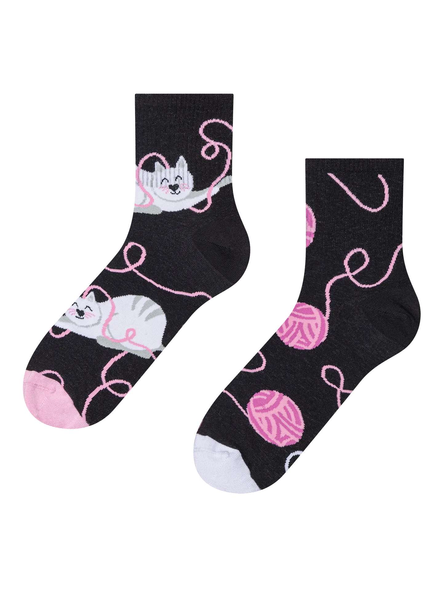 Lustige Crewsocken Katze und Ball