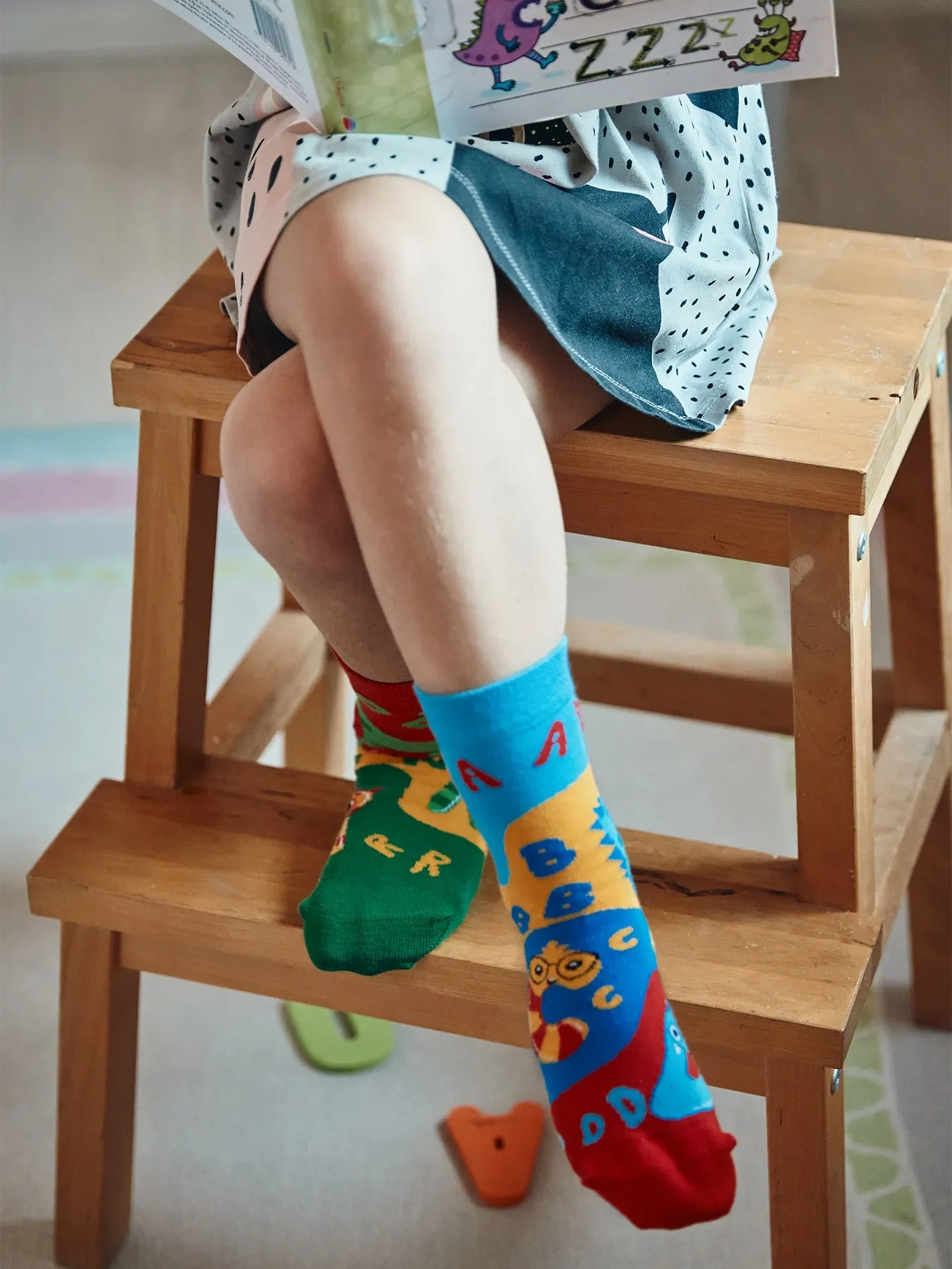 Lustige Kindersocken Erste Buchstaben - Image 4