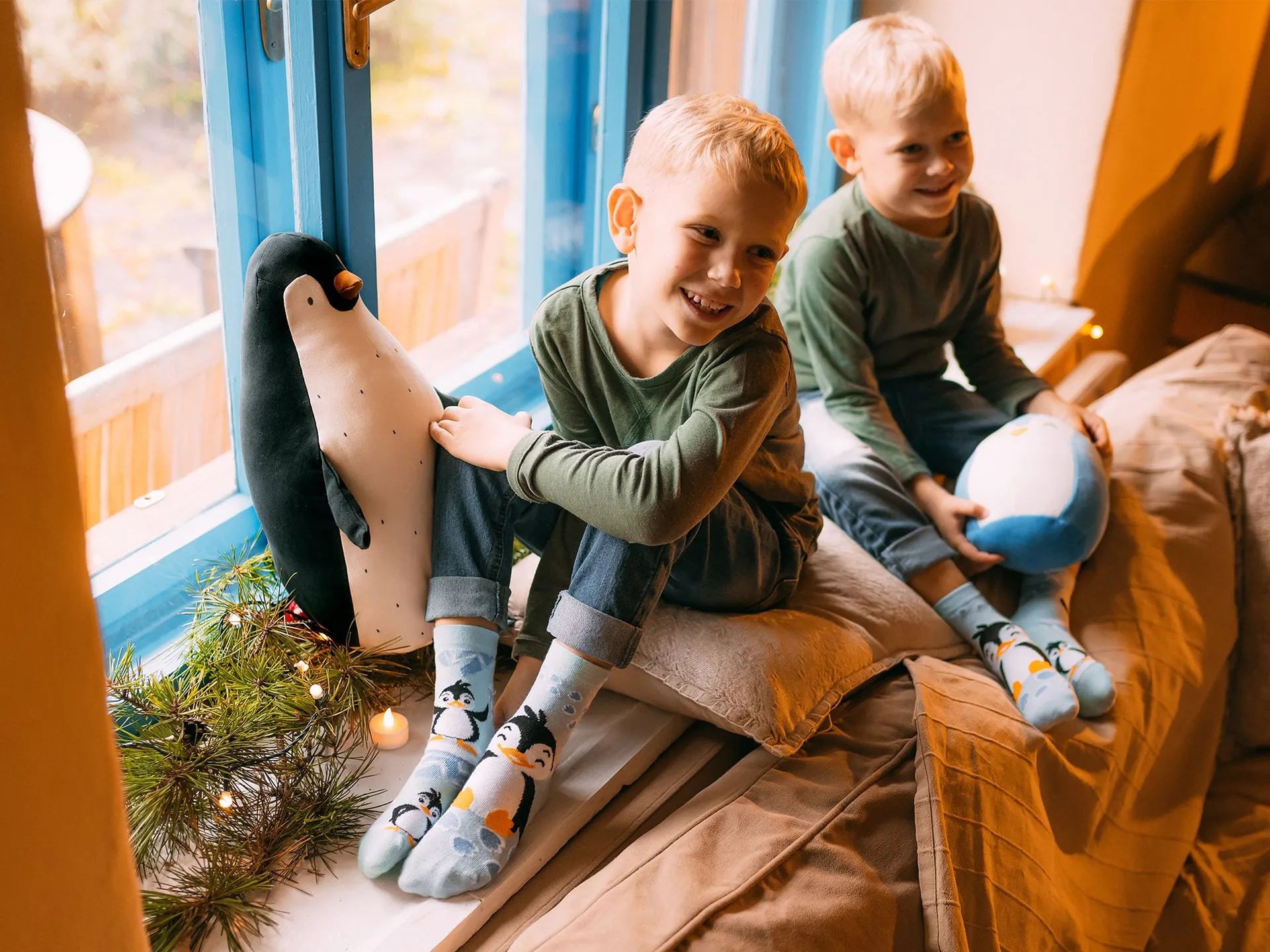 Lustige Kindersocken Fröhlicher Pinguin - Image 4