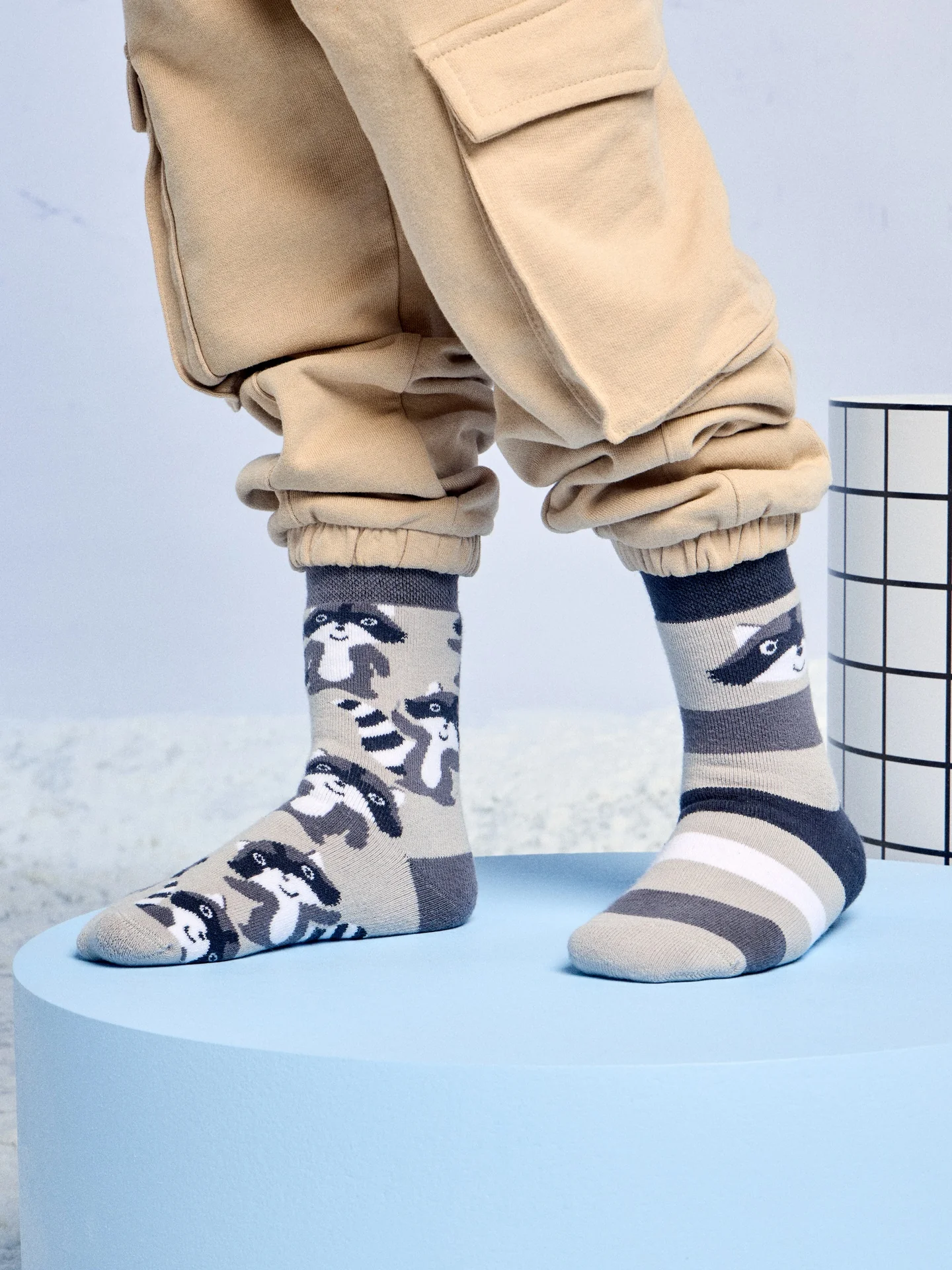 Lustige warme Socken für Kinder Glücklicher Waschbär - Image 4