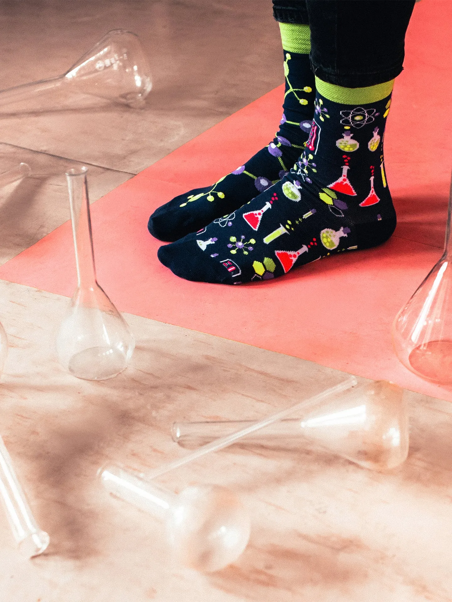 Lustige Socken Chemie - Image 5