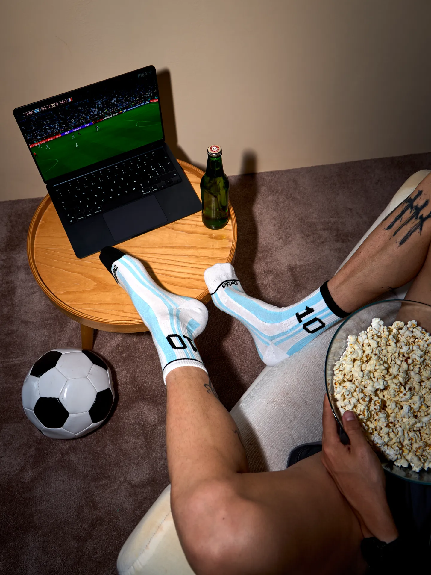 Gerippte Mid-Calf-Socken Argentinische Fußballlegende - Image 2