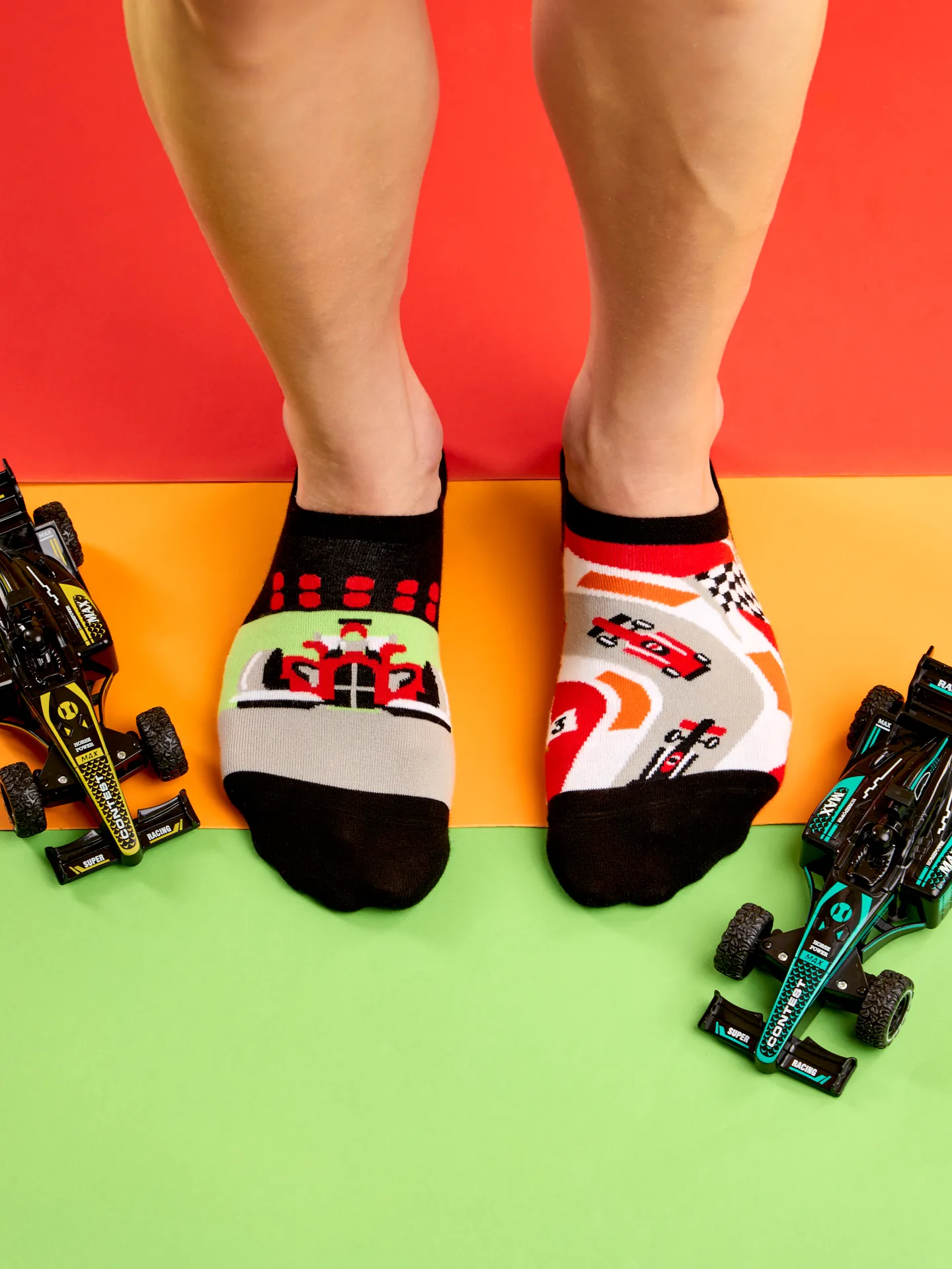 Lustige Sneakersocken Formel-Rennen - Image 5