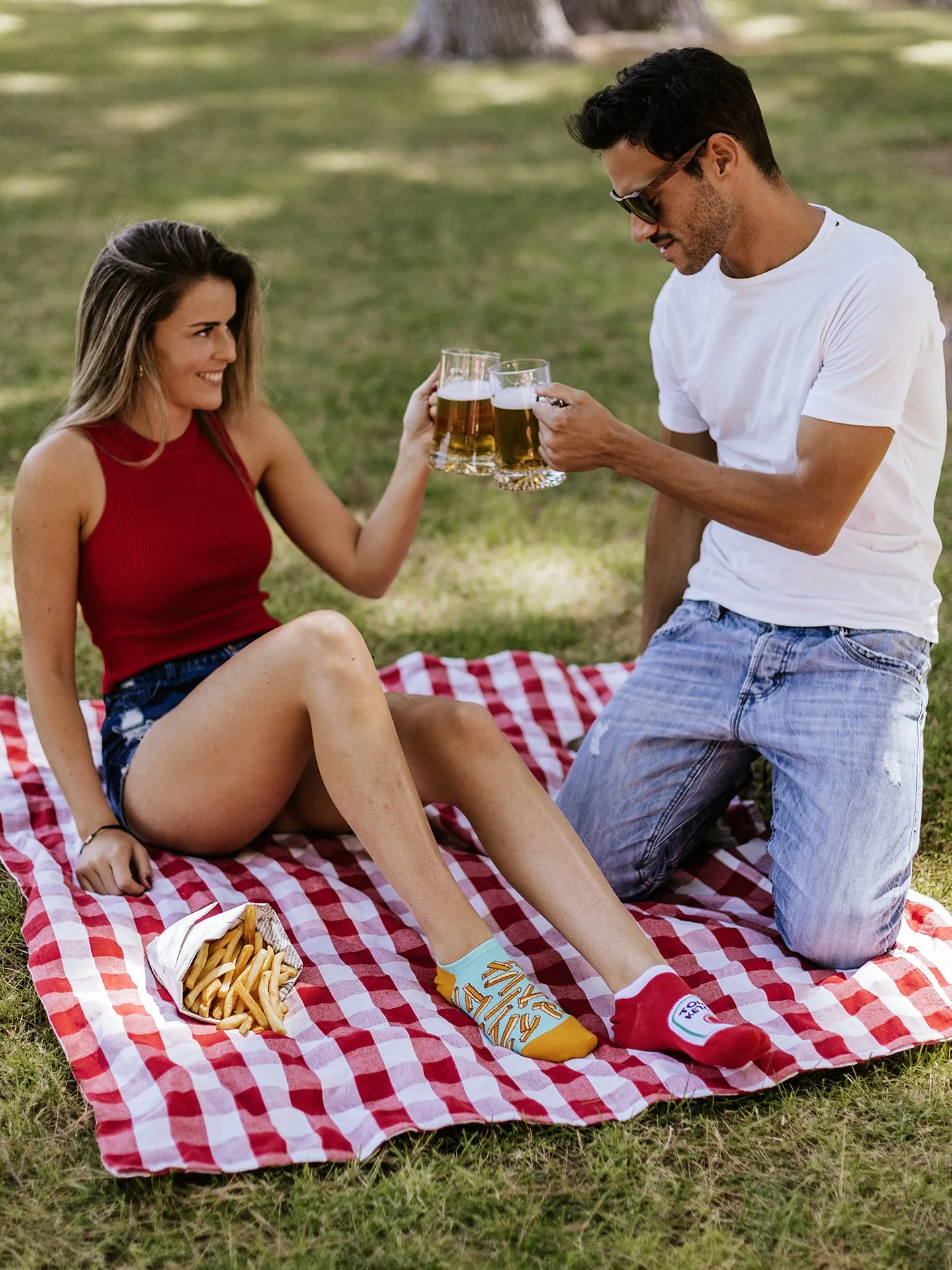 Lustige Sneakersocken Pommes mit Ketchup - Image 4